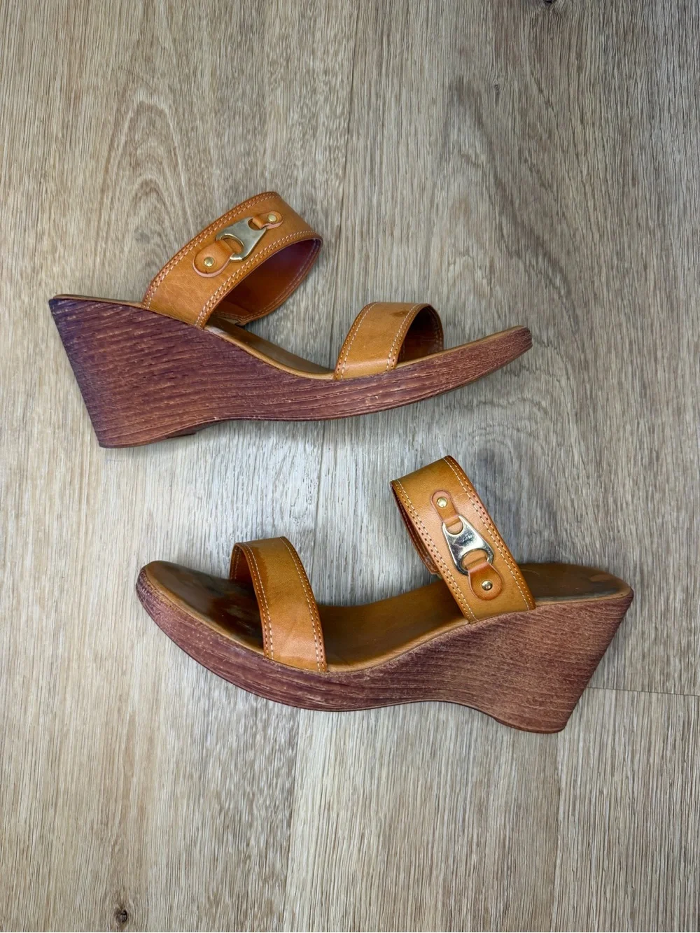Italian Shoemakers made in Italy size 9 Tan Leather Double-Strap Wedge Sandals